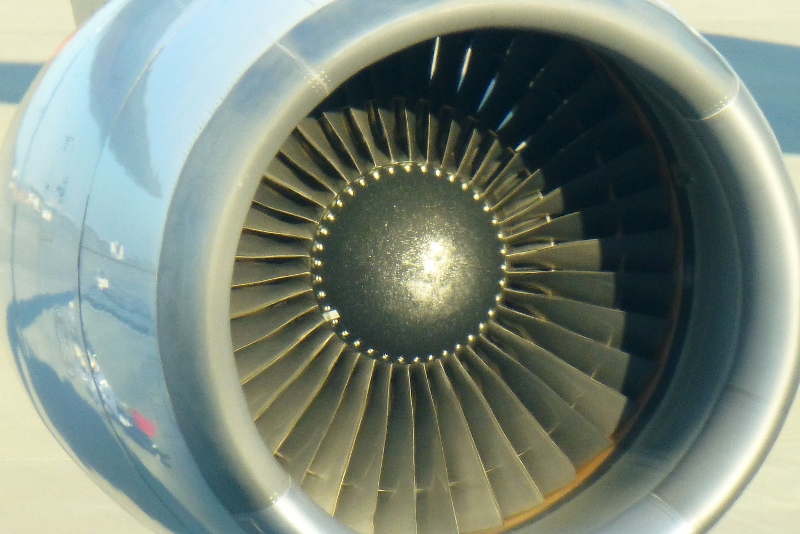 待望☆】 747-400等 CF6-80Cエンジン 高圧1段目 タービンブレード 