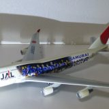 JAL B747-400 1/400 ダイキャスト模型｜2006 サムライブルー | マニア 