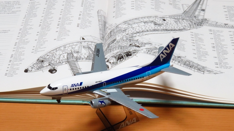 ANA B737-500 JA306K】ハセガワ 旅客機プラモデルを1日で製作（初心者向け） マニアな航空資料館