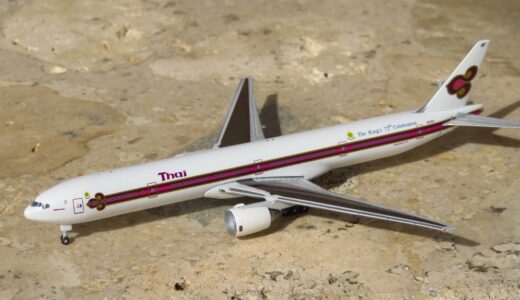 【Trent 800 ローンチカスタマー】タイ国際航空 B777-300 HS-TKA｜Star Jets 1/500